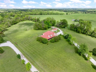 Spacious Brick Executive Home on 4 Acres in Boone County For Sale - image 7
