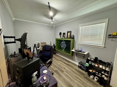 Charming 3 Bed Home w/ Space, Style, Shop For Sale in Searcy, AR - image 21