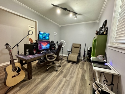 Charming 3 Bed Home w/ Space, Style, Shop For Sale in Searcy, AR - image 25