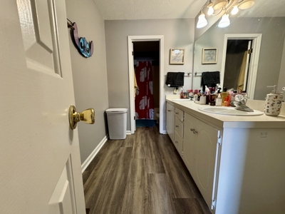 Charming 3 Bed Home w/ Space, Style, Shop For Sale in Searcy, AR - image 39