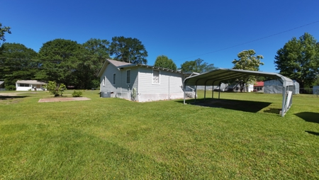 Colonial Cottage Home Hidden in Atlanta Tx - image 9