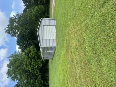 Colonial Cottage Home Hidden in Atlanta Tx - image 13
