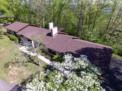 Home For Sale In Exclusive Neighborhood In Wytheville VA - image 4