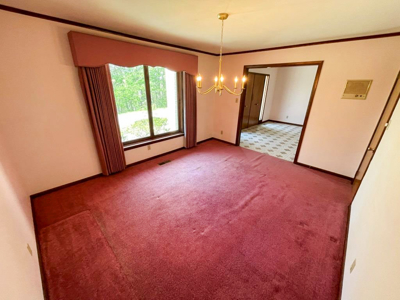 Home For Sale In Exclusive Neighborhood In Wytheville VA - image 9