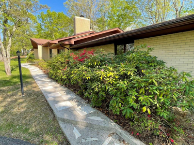 Home For Sale In Exclusive Neighborhood In Wytheville VA - image 35