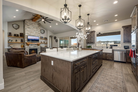Luxury, Space, and Incredible Views in Las Cruces, NM - image 13