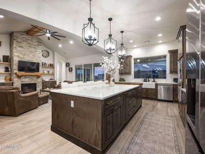 Desert Luxury Meets Modern Living in Las Cruces, New Mexico - image 36