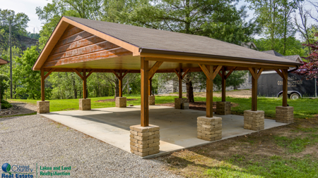Riverfront Home in Albany, Kentucky - image 6