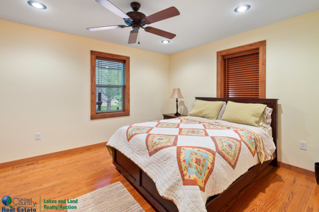 Riverfront Home in Albany, Kentucky - image 39
