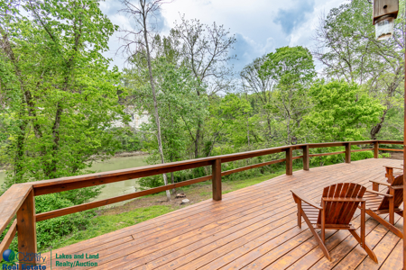 Riverfront Home in Albany, Kentucky - image 22