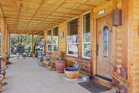Mountain Home With Acreage for Sale in Cedaredge, Colorado - image 6