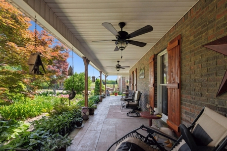 Premier 36.1-Acre Equestrian Estate - image 7