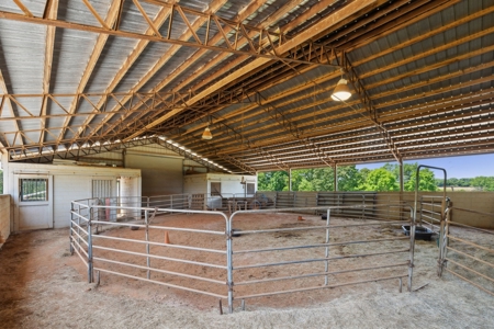 Premier 36.1-Acre Equestrian Estate - image 43
