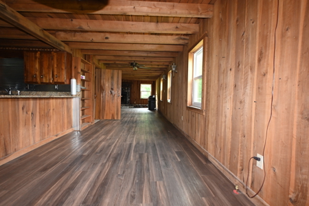 Estate on 162 Acres for Sale in Linden, Tennessee - image 19