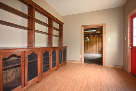 Estate on 162 Acres for Sale in Linden, Tennessee - image 13