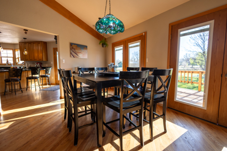Riverfront Custom Home for Sale in Colorado - image 23