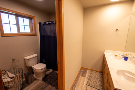 Riverfront Custom Home for Sale in Colorado - image 35