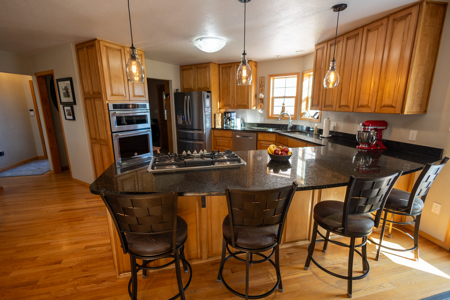 Riverfront Custom Home for Sale in Colorado - image 25