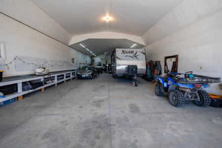 Riverfront Custom Home for Sale in Colorado - image 38