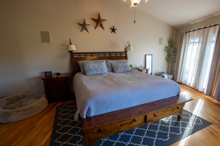 Riverfront Custom Home for Sale in Colorado - image 29