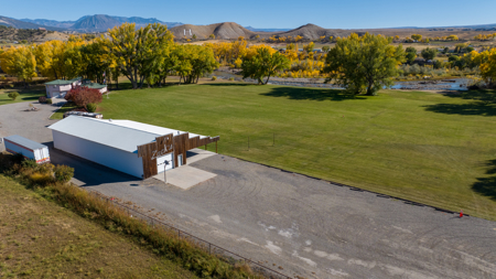 Riverfront Custom Home for Sale in Colorado - image 17
