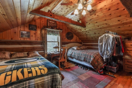 Country Home For Sale in Iola WI - image 25