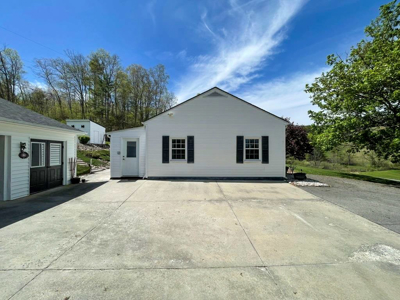 Home For Sale In Elk Creek VA With Acreage And Pond - image 30