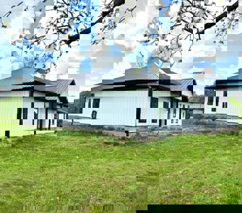 4 Bedroom Country Home on 12 Acres Greensburg, KY - image 46