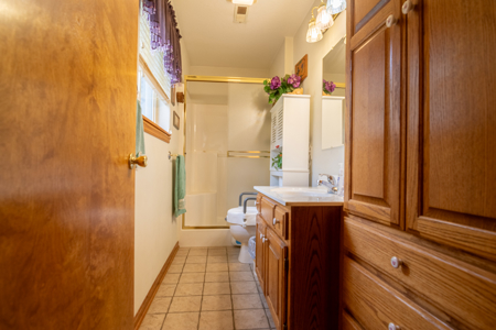 Cameron Mo Ranch Home For Sale - image 12