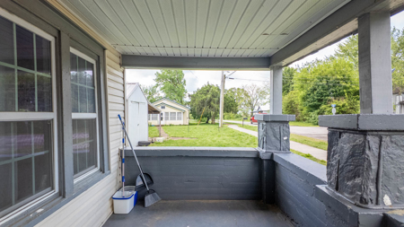 Home for sale in the Southern Missouri Ozarks - image 8