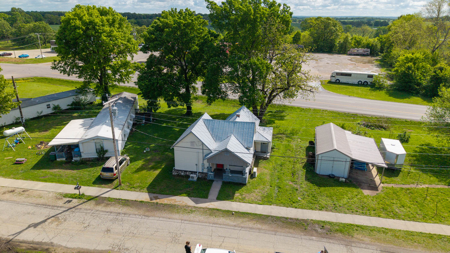 Home for sale in the Southern Missouri Ozarks - image 31