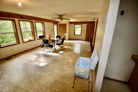 Secluded Crawford County Cabin in Southern Indiana - image 9