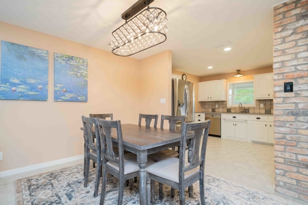 Lake Winnsboro Waterfront Home Wood County Texas For Sale - image 10