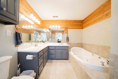 Lake Winnsboro Waterfront Home Wood County Texas For Sale - image 24