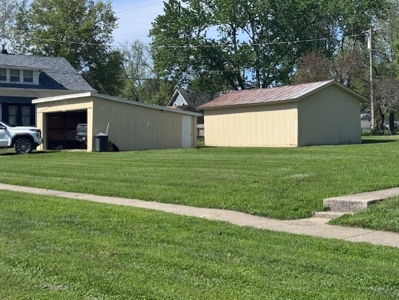 Immaculate Duplex For Sale In Cameron Mo - image 6