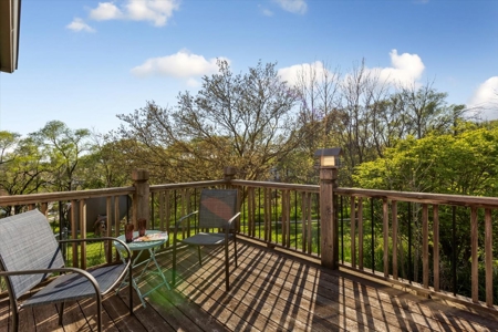 Private Country Missouri Valley Oasis - image 30