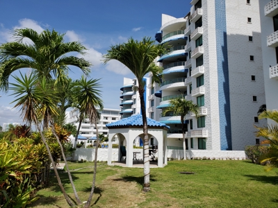 Beachfront 3-Bed Condo for Rent in Playa Blanca – Fully Furnished - image 2