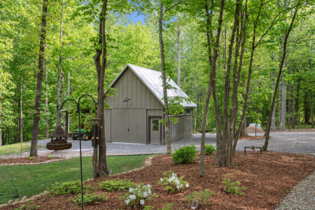 Luxury Woodland Retreat Minutes from Leipers Fork & Franklin - image 20