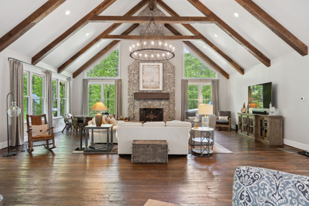 Luxury Woodland Retreat Minutes from Leipers Fork & Franklin - image 33