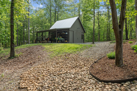 Luxury Woodland Retreat Minutes from Leipers Fork & Franklin - image 19