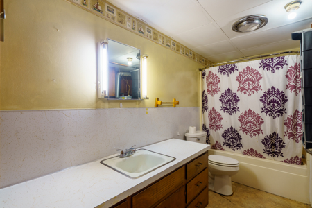 Country Home and Land for Sale in Maries County, MO - image 17