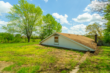 Country Home and Land for Sale in Maries County, MO - image 31