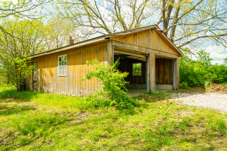 Country Home and Land for Sale in Maries County, MO - image 6