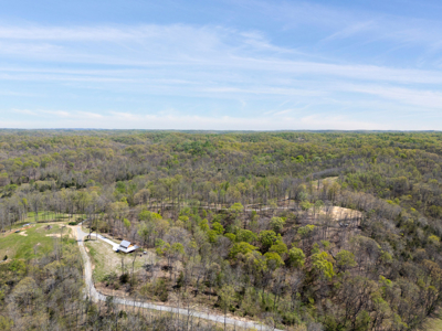 Panoramic Hilltop Paradise in Prestigious Russell Ridge - image 22