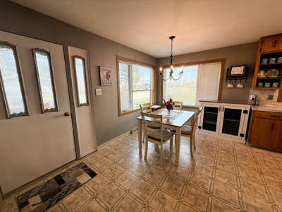 Large Malta Montana Home For Sale Close to Hospital - image 13