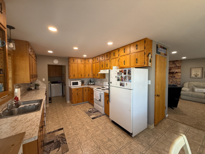 Large Malta Montana Home For Sale Close to Hospital - image 6