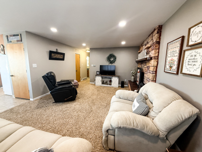 Large Malta Montana Home For Sale Close to Hospital - image 19