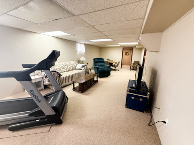 Large Malta Montana Home For Sale Close to Hospital - image 39
