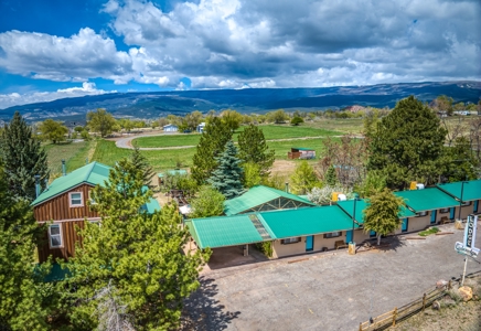 This Lodge is a vacation rental resort near Grand Mesa - image 6