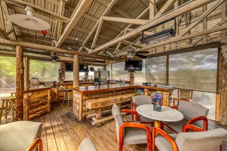 This Lodge is a vacation rental resort near Grand Mesa - image 31
